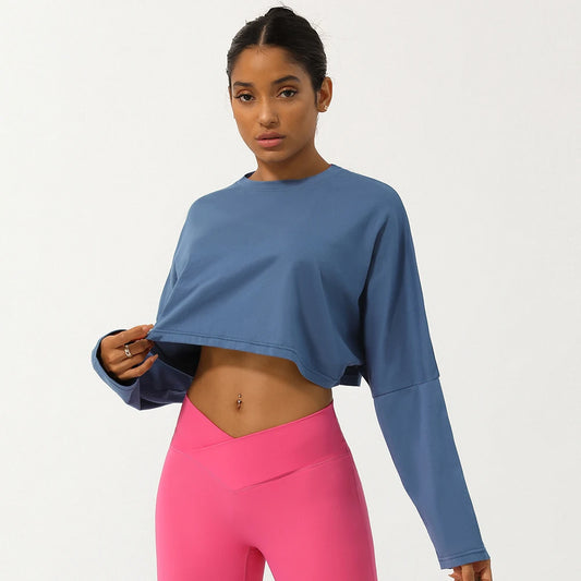 Elevate Your Workout with Our Women's Long Sleeve Fitness Crop Top - The Perfect Soft, Solid Color T-Shirt for Running and Yoga!