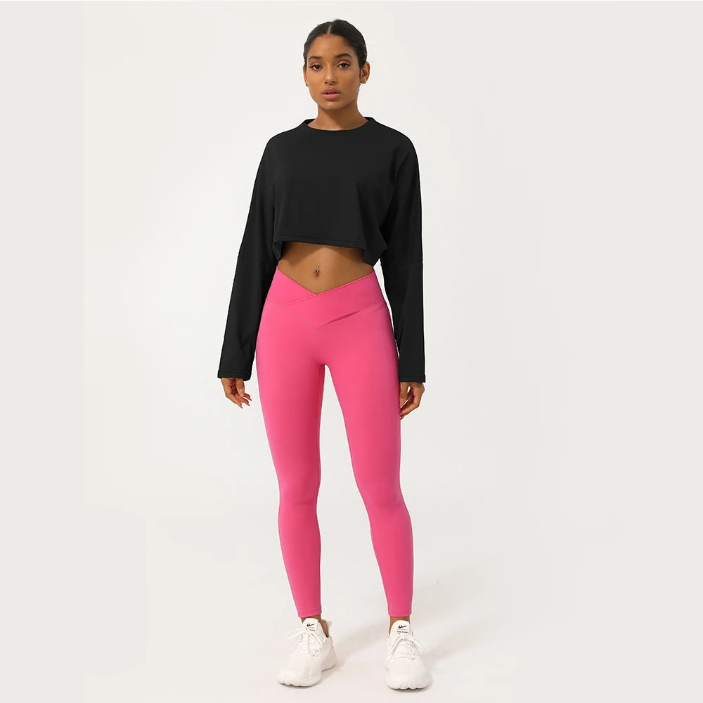 Elevate Your Workout with Our Women's Long Sleeve Fitness Crop Top - The Perfect Soft, Solid Color T-Shirt for Running and Yoga!