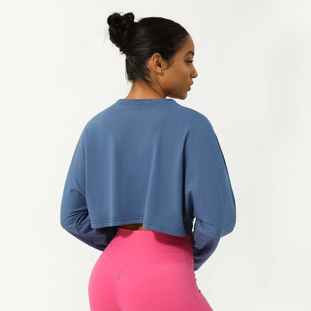 Elevate Your Workout with Our Women's Long Sleeve Fitness Crop Top - The Perfect Soft, Solid Color T-Shirt for Running and Yoga!